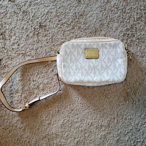 Michael Kors Crossbody